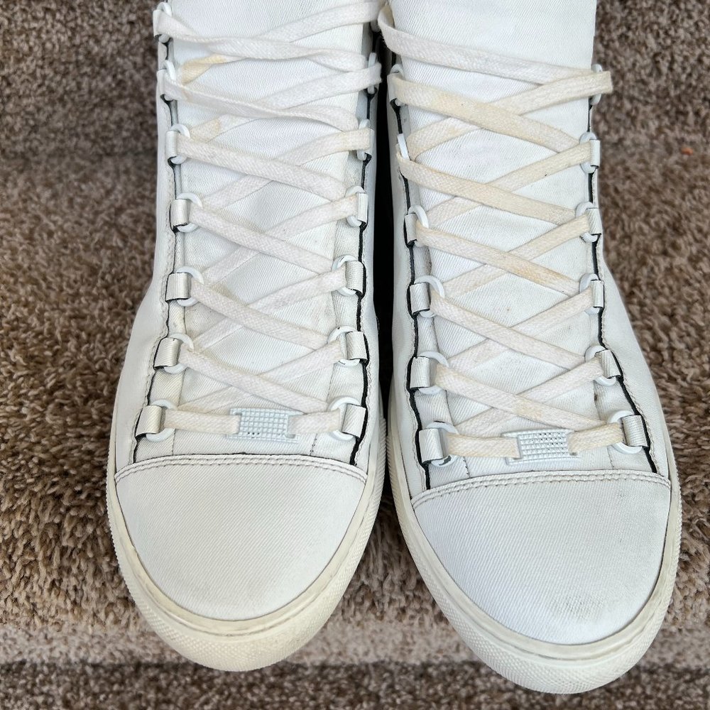 balenciaga arena mens white